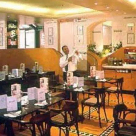 Drury Lane Moathouse Hotel